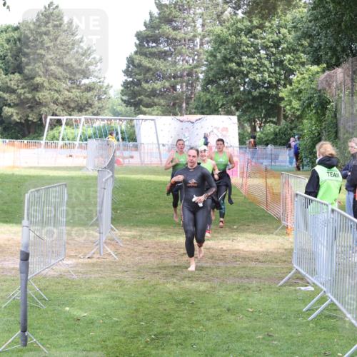 14.06.2026 - 7 Türme Triathlon Andreas Tolksdorf http://msf.ph/oto/9811810 14.06.2026 10:58:06 Schwimmen  meine-sportfotos.de