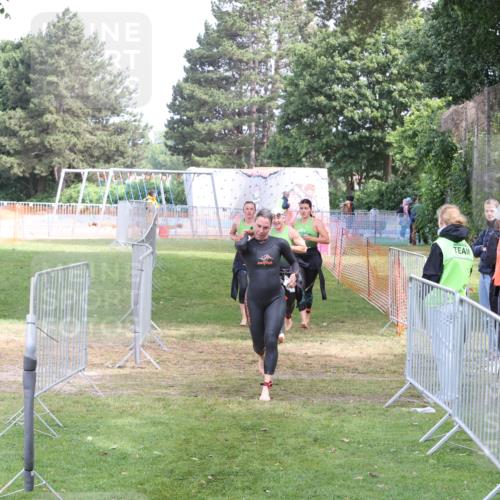14.06.2026 - 7 Türme Triathlon Andreas Tolksdorf http://msf.ph/oto/9811811 14.06.2026 10:58:06 Schwimmen  meine-sportfotos.de