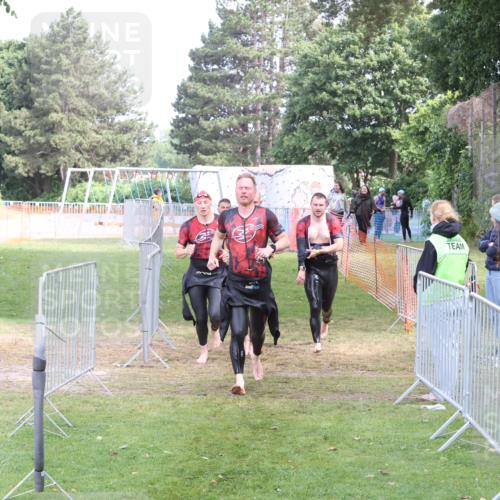 14.06.2026 - 7 Türme Triathlon Andreas Tolksdorf http://msf.ph/oto/9811823 14.06.2026 10:58:27 Schwimmen  meine-sportfotos.de