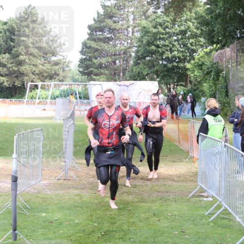 14.06.2026 - 7 Türme Triathlon Andreas Tolksdorf http://msf.ph/oto/9811825 14.06.2026 10:58:28 Schwimmen  meine-sportfotos.de