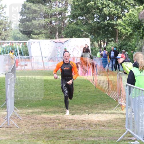 14.06.2026 - 7 Türme Triathlon Andreas Tolksdorf http://msf.ph/oto/9811851 14.06.2026 10:59:43 Schwimmen  meine-sportfotos.de