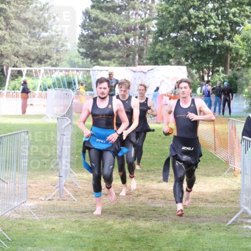 14.06.2026 - 7 Türme Triathlon Andreas Tolksdorf http://msf.ph/oto/9811880 14.06.2026 11:00:32 Schwimmen  meine-sportfotos.de