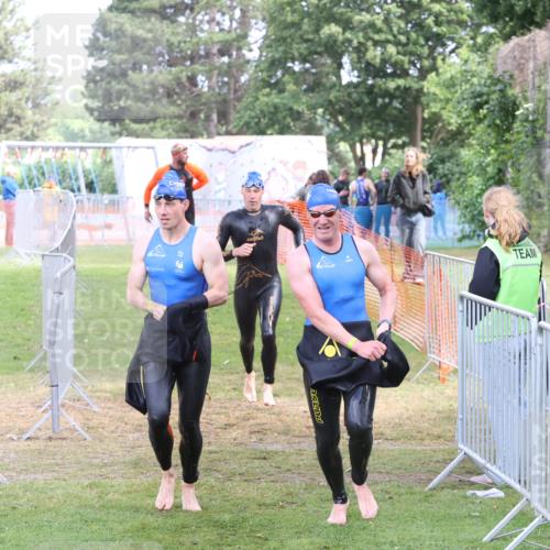 14.06.2026 - 7 Türme Triathlon Andreas Tolksdorf http://msf.ph/oto/9811903 14.06.2026 11:01:30 Schwimmen  meine-sportfotos.de