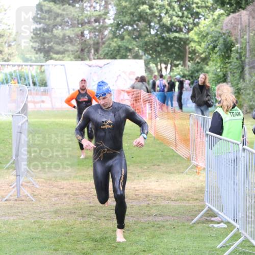 14.06.2026 - 7 Türme Triathlon Andreas Tolksdorf http://msf.ph/oto/9811907 14.06.2026 11:01:31 Schwimmen  meine-sportfotos.de