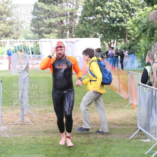 14.06.2026 - 7 Türme Triathlon Andreas Tolksdorf http://msf.ph/oto/9811917 14.06.2026 11:01:35 Schwimmen  meine-sportfotos.de