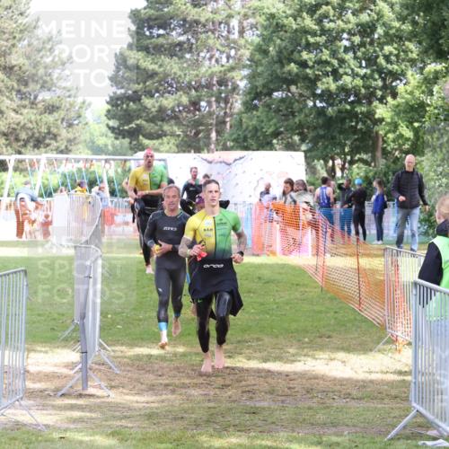 14.06.2026 - 7 Türme Triathlon Andreas Tolksdorf http://msf.ph/oto/9811929 14.06.2026 11:02:56 Schwimmen  meine-sportfotos.de