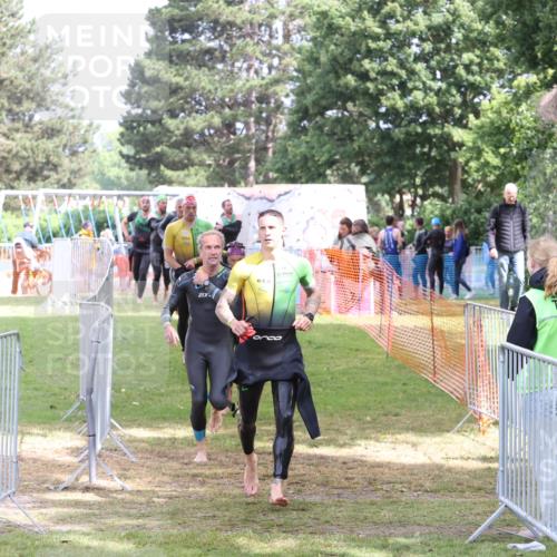 14.06.2026 - 7 Türme Triathlon Andreas Tolksdorf http://msf.ph/oto/9811932 14.06.2026 11:02:56 Schwimmen  meine-sportfotos.de