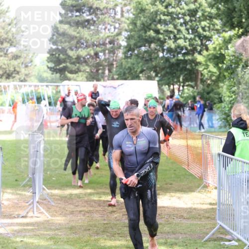14.06.2026 - 7 Türme Triathlon Andreas Tolksdorf http://msf.ph/oto/9811949 14.06.2026 11:03:03 Schwimmen  meine-sportfotos.de