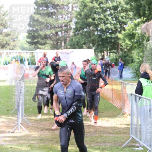 14.06.2026 - 7 Türme Triathlon Andreas Tolksdorf http://msf.ph/oto/9811951 14.06.2026 11:03:04 Schwimmen  meine-sportfotos.de