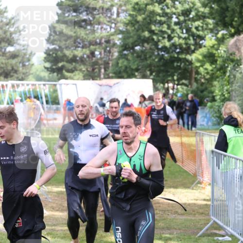 14.06.2026 - 7 Türme Triathlon Andreas Tolksdorf http://msf.ph/oto/9811963 14.06.2026 11:03:08 Schwimmen  meine-sportfotos.de