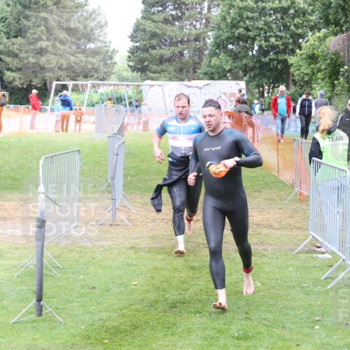 14.06.2026 - 7 Türme Triathlon Andreas Tolksdorf http://msf.ph/oto/9812001 14.06.2026 11:05:21 Schwimmen  meine-sportfotos.de