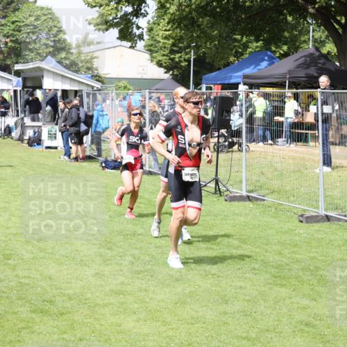 14.06.2026 - 7 Türme Triathlon Andreas Tolksdorf http://msf.ph/oto/9812030 14.06.2026 11:22:55 Schwimmen  meine-sportfotos.de