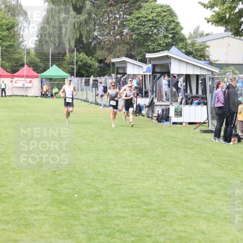 14.06.2026 - 7 Türme Triathlon Andreas Tolksdorf http://msf.ph/oto/9812038 14.06.2026 11:25:12 Schwimmen  meine-sportfotos.de