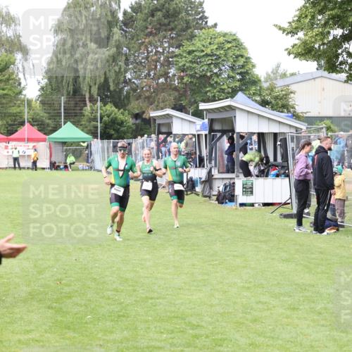 14.06.2026 - 7 Türme Triathlon Andreas Tolksdorf http://msf.ph/oto/9812045 14.06.2026 11:25:57 Schwimmen  meine-sportfotos.de