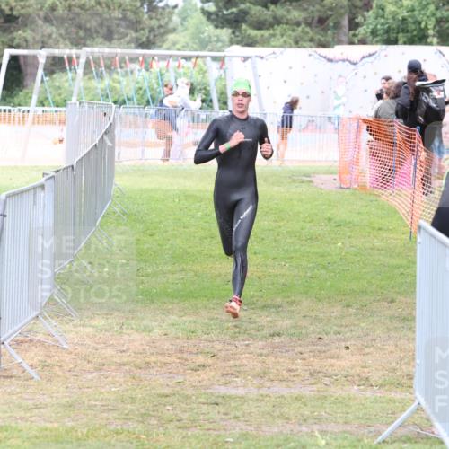 14.06.2026 - 7 Türme Triathlon Andreas Tolksdorf http://msf.ph/oto/9812056 14.06.2026 11:27:16 Schwimmen  meine-sportfotos.de