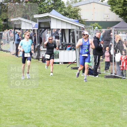 14.06.2026 - 7 Türme Triathlon Andreas Tolksdorf http://msf.ph/oto/9812083 14.06.2026 11:27:52 Schwimmen  meine-sportfotos.de