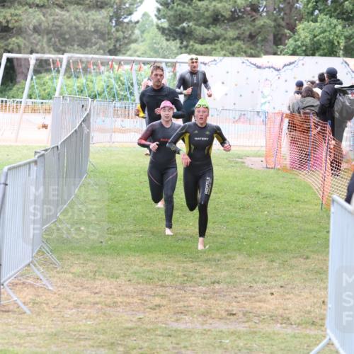 14.06.2026 - 7 Türme Triathlon Andreas Tolksdorf http://msf.ph/oto/9812116 14.06.2026 11:29:11 Schwimmen  meine-sportfotos.de