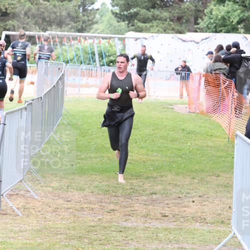 14.06.2026 - 7 Türme Triathlon Andreas Tolksdorf http://msf.ph/oto/9812126 14.06.2026 11:29:17 Schwimmen  meine-sportfotos.de