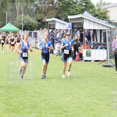14.06.2026 - 7 Türme Triathlon Andreas Tolksdorf http://msf.ph/oto/9812172 14.06.2026 11:29:59 Schwimmen  meine-sportfotos.de