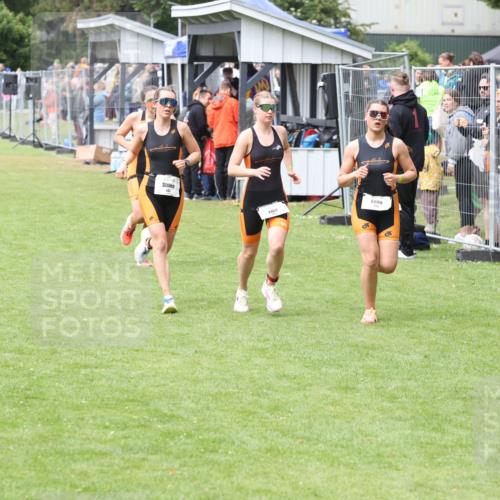 14.06.2026 - 7 Türme Triathlon Andreas Tolksdorf http://msf.ph/oto/9812179 14.06.2026 11:30:06 Schwimmen  meine-sportfotos.de