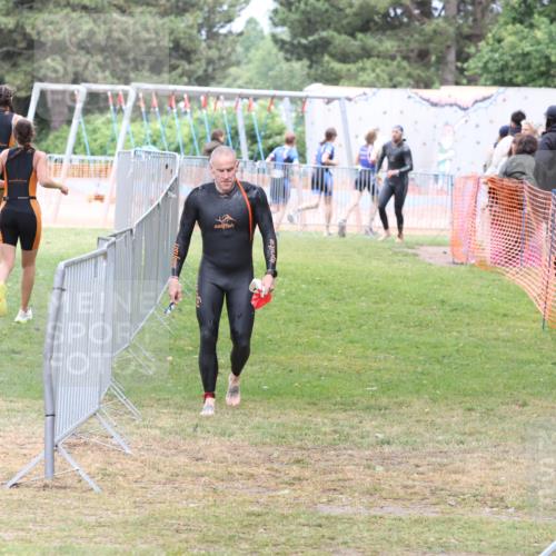 14.06.2026 - 7 Türme Triathlon Andreas Tolksdorf http://msf.ph/oto/9812184 14.06.2026 11:30:16 Schwimmen  meine-sportfotos.de