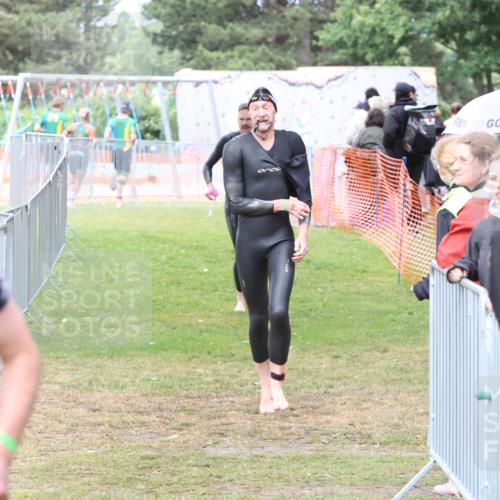 14.06.2026 - 7 Türme Triathlon Andreas Tolksdorf http://msf.ph/oto/9812202 14.06.2026 11:30:43 Schwimmen  meine-sportfotos.de