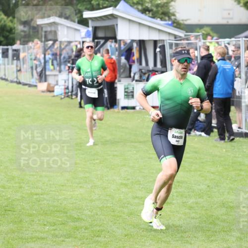 14.06.2026 - 7 Türme Triathlon Andreas Tolksdorf http://msf.ph/oto/9812211 14.06.2026 11:31:01 Schwimmen  meine-sportfotos.de