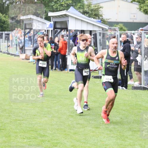 14.06.2026 - 7 Türme Triathlon Andreas Tolksdorf http://msf.ph/oto/9812220 14.06.2026 11:31:08 Schwimmen  meine-sportfotos.de