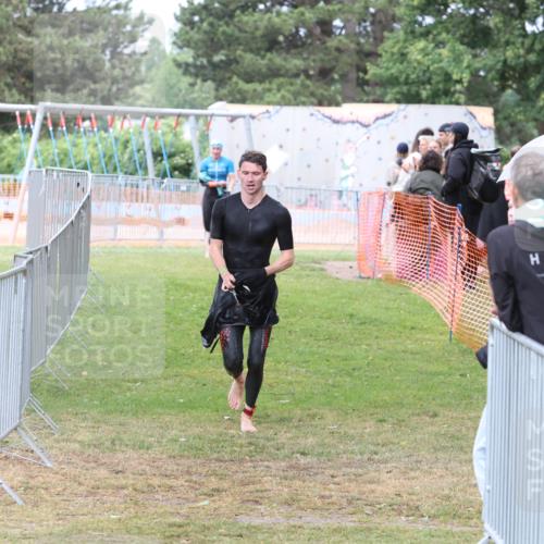 14.06.2026 - 7 Türme Triathlon Andreas Tolksdorf http://msf.ph/oto/9812222 14.06.2026 11:31:10 Schwimmen  meine-sportfotos.de