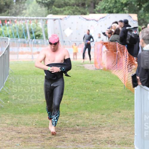 14.06.2026 - 7 Türme Triathlon Andreas Tolksdorf http://msf.ph/oto/9812277 14.06.2026 11:32:24 Schwimmen  meine-sportfotos.de