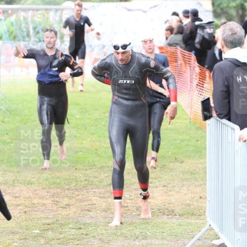 14.06.2026 - 7 Türme Triathlon Andreas Tolksdorf http://msf.ph/oto/9812314 14.06.2026 11:32:56 Schwimmen  meine-sportfotos.de