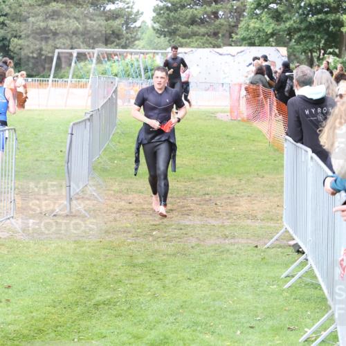 14.06.2026 - 7 Türme Triathlon Andreas Tolksdorf http://msf.ph/oto/9812336 14.06.2026 11:33:25 Schwimmen  meine-sportfotos.de