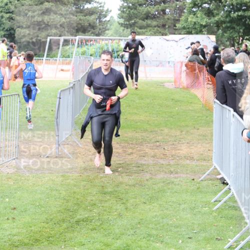 14.06.2026 - 7 Türme Triathlon Andreas Tolksdorf http://msf.ph/oto/9812339 14.06.2026 11:33:26 Schwimmen  meine-sportfotos.de