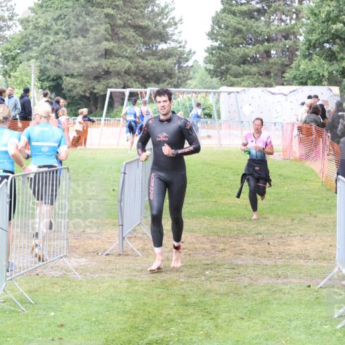 14.06.2026 - 7 Türme Triathlon Andreas Tolksdorf http://msf.ph/oto/9812345 14.06.2026 11:33:32 Schwimmen  meine-sportfotos.de