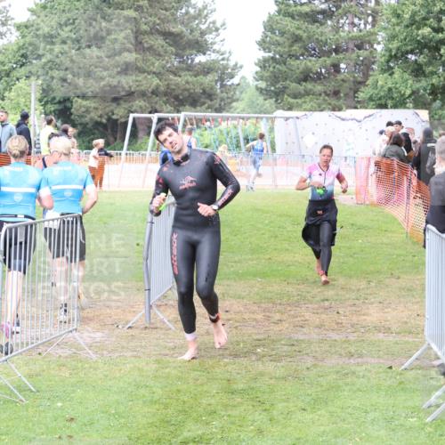 14.06.2026 - 7 Türme Triathlon Andreas Tolksdorf http://msf.ph/oto/9812346 14.06.2026 11:33:32 Schwimmen  meine-sportfotos.de
