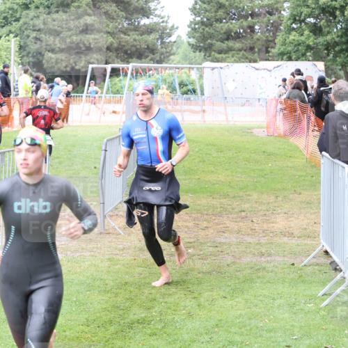 14.06.2026 - 7 Türme Triathlon Andreas Tolksdorf http://msf.ph/oto/9812365 14.06.2026 11:33:44 Schwimmen  meine-sportfotos.de