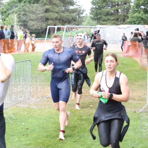 14.06.2026 - 7 Türme Triathlon Andreas Tolksdorf http://msf.ph/oto/9812380 14.06.2026 11:34:05 Schwimmen  meine-sportfotos.de