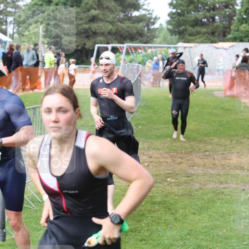 14.06.2026 - 7 Türme Triathlon Andreas Tolksdorf http://msf.ph/oto/9812383 14.06.2026 11:34:06 Schwimmen  meine-sportfotos.de