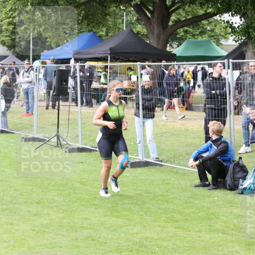 14.06.2026 - 7 Türme Triathlon Andreas Tolksdorf http://msf.ph/oto/9812390 14.06.2026 11:34:11 Schwimmen  meine-sportfotos.de