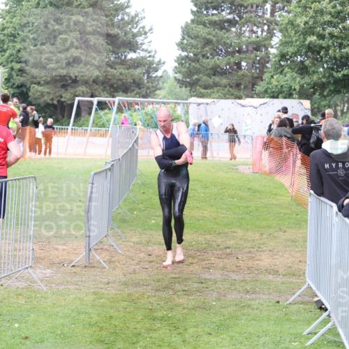 14.06.2026 - 7 Türme Triathlon Andreas Tolksdorf http://msf.ph/oto/9812420 14.06.2026 11:35:06 Schwimmen  meine-sportfotos.de