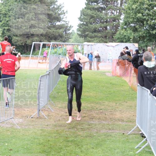 14.06.2026 - 7 Türme Triathlon Andreas Tolksdorf http://msf.ph/oto/9812423 14.06.2026 11:35:07 Schwimmen  meine-sportfotos.de