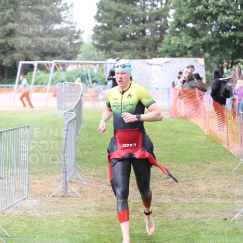 14.06.2026 - 7 Türme Triathlon Andreas Tolksdorf http://msf.ph/oto/9812442 14.06.2026 11:36:08 Schwimmen  meine-sportfotos.de