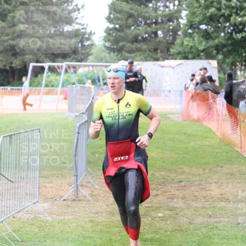 14.06.2026 - 7 Türme Triathlon Andreas Tolksdorf http://msf.ph/oto/9812443 14.06.2026 11:36:08 Schwimmen  meine-sportfotos.de