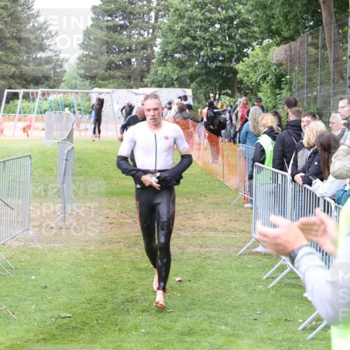 14.06.2026 - 7 Türme Triathlon Andreas Tolksdorf http://msf.ph/oto/9812455 14.06.2026 11:36:37 Schwimmen  meine-sportfotos.de