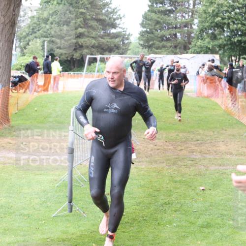14.06.2026 - 7 Türme Triathlon Andreas Tolksdorf http://msf.ph/oto/9812460 14.06.2026 11:36:44 Schwimmen  meine-sportfotos.de