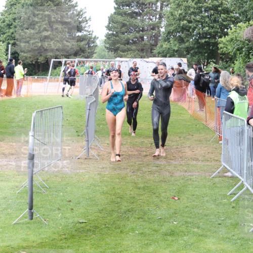 14.06.2026 - 7 Türme Triathlon Andreas Tolksdorf http://msf.ph/oto/9812489 14.06.2026 11:37:17 Schwimmen  meine-sportfotos.de