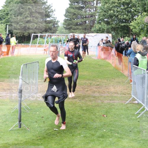 14.06.2026 - 7 Türme Triathlon Andreas Tolksdorf http://msf.ph/oto/9812513 14.06.2026 11:37:33 Schwimmen  meine-sportfotos.de