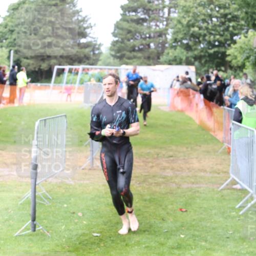 14.06.2026 - 7 Türme Triathlon Andreas Tolksdorf http://msf.ph/oto/9812531 14.06.2026 11:37:44 Schwimmen  meine-sportfotos.de
