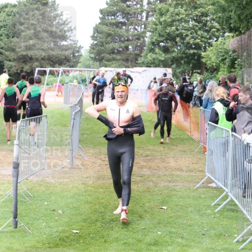 14.06.2026 - 7 Türme Triathlon Andreas Tolksdorf http://msf.ph/oto/9812550 14.06.2026 11:38:03 Schwimmen  meine-sportfotos.de