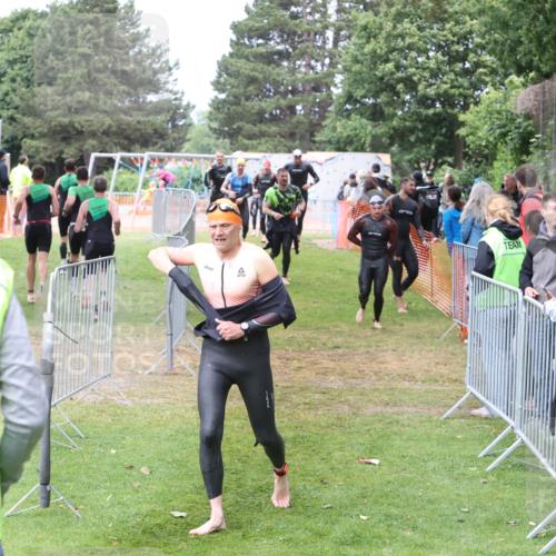 14.06.2026 - 7 Türme Triathlon Andreas Tolksdorf http://msf.ph/oto/9812552 14.06.2026 11:38:03 Schwimmen  meine-sportfotos.de